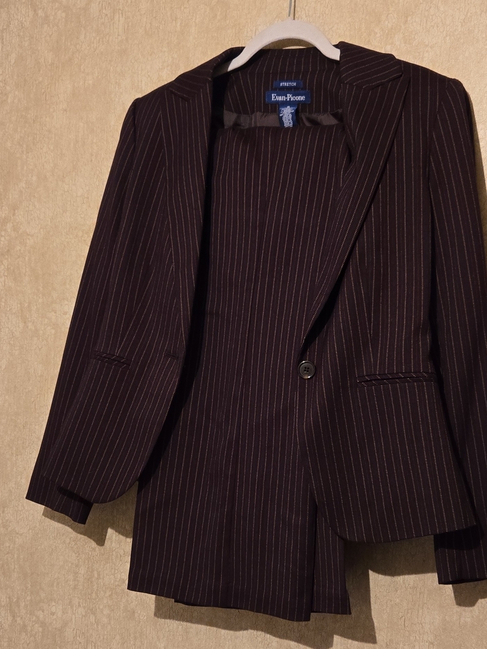 Evan Picone Dark Pinstripe Single-Button Blazer
